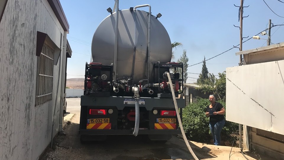 سرقة المياه في الضفة الغربية تؤدي إلى جفاف عند الإسرائيليين والفلسطينيين