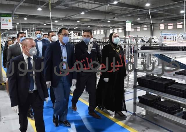 مدبولي يزور عدداً من مصانع 6 أكتوبر