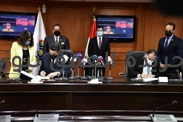 وزير الرياضة يشهد توقيع الوزارة بروتوكول تعاون مع اتحادية
