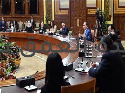 الرئيس فى أجتماع اليوم يكلف الوزراء بتوجيهات هامة وعاجلة: