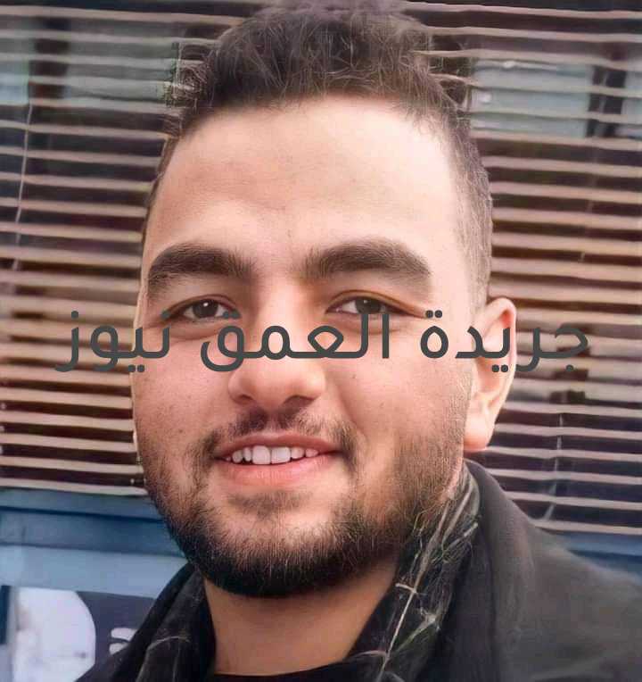 رودرينا .. أول إصدرات الروائي "عمرو صادق السخاوي" كتب/خالد البسيوني ذاك الصراع الأبدي بين الخير والشر ، الحب والكره دائما ما كان موجودا منذ بدأ الخايقة وسيستمر حتي قيام الساعة. صراع السلطة وحب الظهور وكسب الأموال والمناصب آفة رأينا بأعيننا هلاك أصحابهم .. فمتي نتعظ ؟! في هذا العمل يصحبنا الروائي عمرو صادق السخاوي وهو معماري مصري من مواليد أبوصير سمنود برفقته في رواية تاريخية من الدرجة الأولي، ويتفنن في وصف الأحداث وكأنك تشاهدها بعينيك لا تقرأها، ليسرد لنا قصة حب من أجمل قصص الحب علي مدار التاريخ، في رواية مليئة بالإثارة والغموض وحب المناصب والصراع علي السلطة، ستنتقل لتفاصيل القرن الثامن الهجري ولن تتوقع نهاية الرواية إلا بصفحتها الأخيرة. وتصدر الرواية عن دار الزيات للنشر والتوزيع، وسيتم طرحها في فاعليات معرض القاهرة الدولي للكتاب.