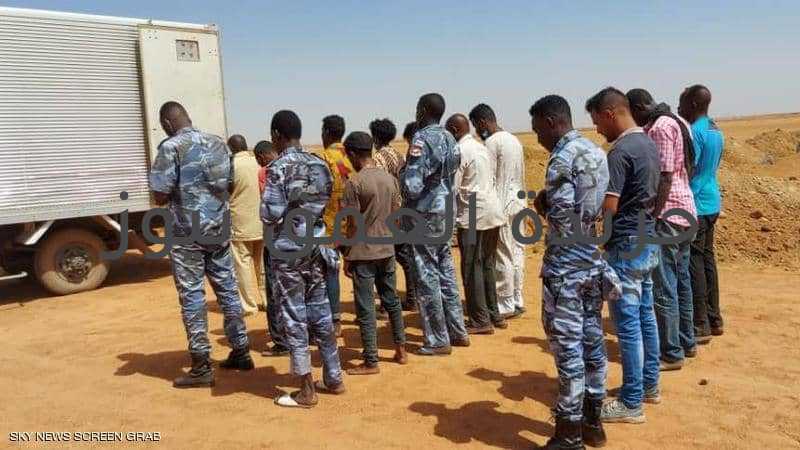 السودان.. انسحاب أطباء شرعيين يفاقم أزمة "الجثامين المكدسة"