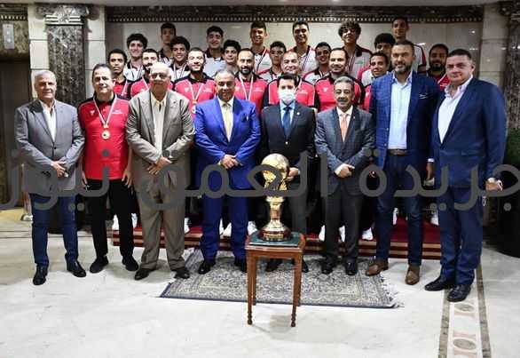 وزير الشباب والرياضة يكرم منتخبي مصر للناشئين والناشئات بعد تأهلهم لكأس العالم لكرة السلة