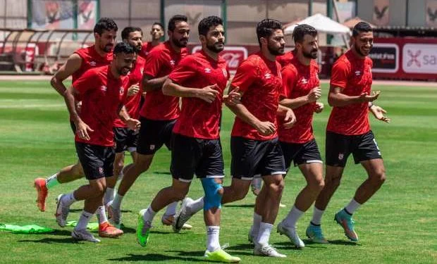 الأهلي يتكبد الأموال “لأخر مرة” بسبب طاهر محمد طاهر رغم اقتراب رحيله!