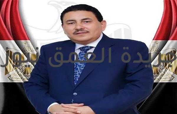 برلماني ينفق على حسابه الشخصي الآلاف ويحصل على عدد من الموافقات تلبية لمطالب المواطنين
