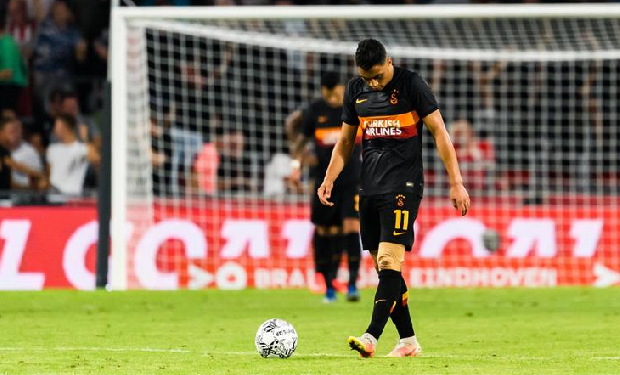 “في آخر 10 دقائق”.. الفيفا يحفظ حق الزمالك في مصطفى محمد بعد تلاعب جالطة سراي في البطاقة الدولية