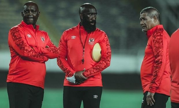 مساعد موسيماني يفضل المنصب الثاني في الأهلي على قيادة أي فريق آخر بواسطة أحمد خيري منذ 22 دقيقة