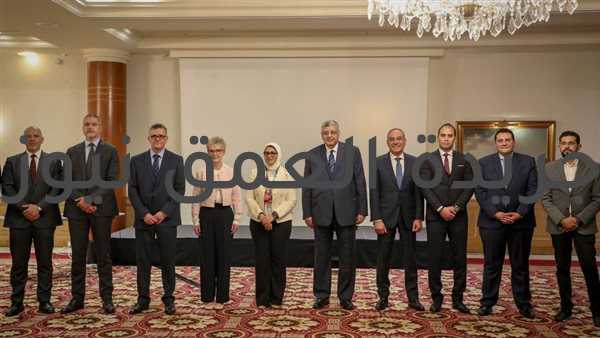 الصحة: تعاون مع "جنرال إلكتريك" الفرنسية لتطوير المراكز الصحية بالقرى