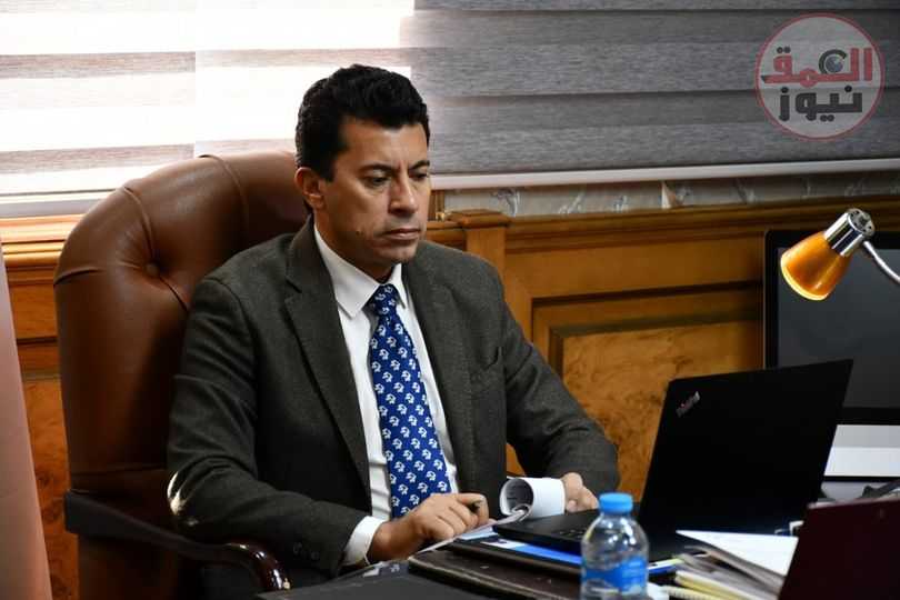 وزير الرياضة يشارك في اجتماع الكاف بشأن إقامة البطولة الأفريقية للمدارس في كرة القدم بدعم من الفيفا والاتحاد الافريقي ومؤسسة موتسيبي للأعمال الخيرية