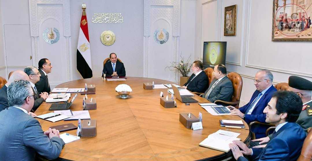 الرئيس السيسي : يتابع مشروعات المنطقة الاقتصادية لقناة السويس(العمق نيوز)
