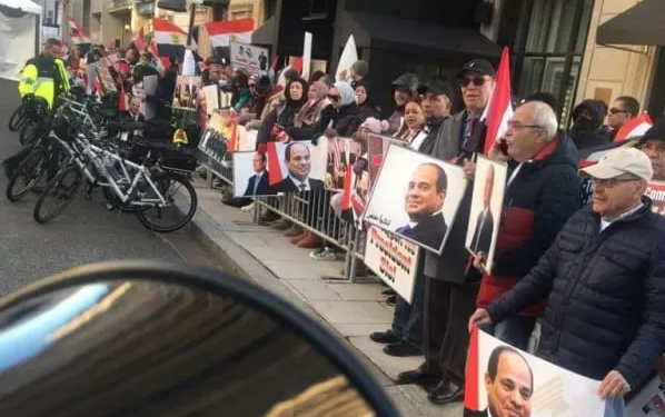 الجالية المصرية تستقبل السيسي في واشنطن