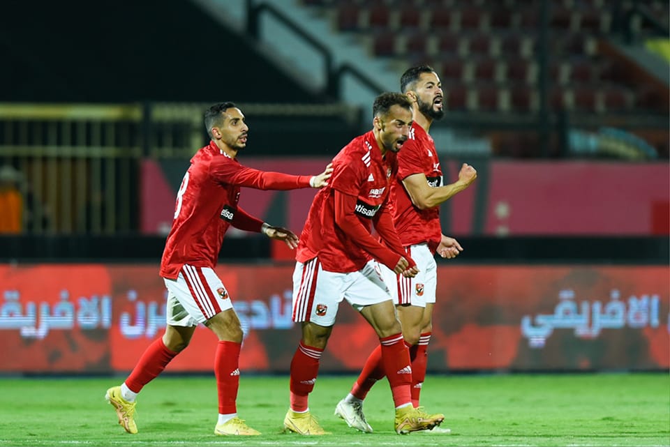 الأهلي يواصل إنتصاراته بالدوري ويعمق جراح الإتحاد