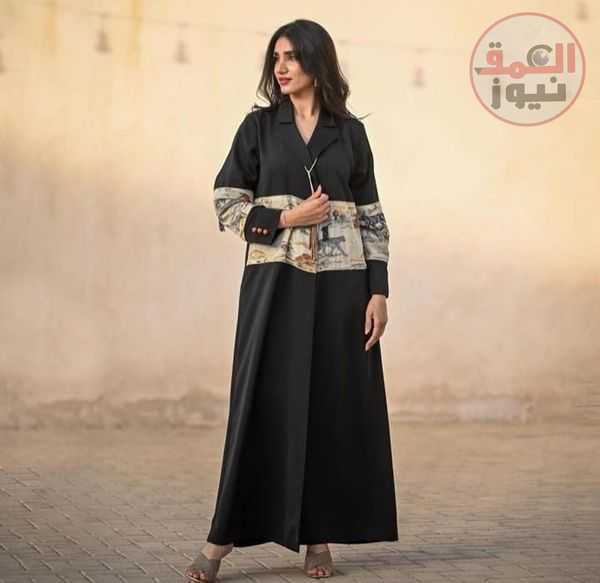 مصممة الأزياء