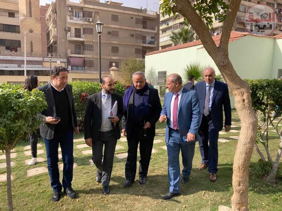 مدير مكتبة الإسكندرية يتفقد قصر خديجة بحلوان