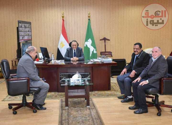 (غراب )يستقبل رئيس مركز ومدينة الزقازيق الجديد بمكتبه بالديوان العام