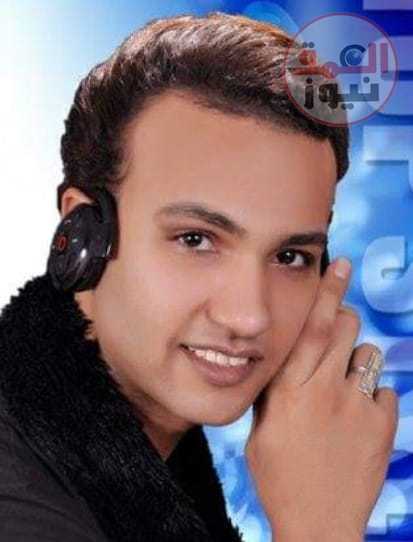 ايوه ببكى لما اشوفك أو تشوفنى ايوه ببكى منت لسه جوه قلبي