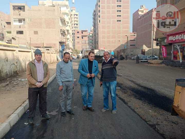 رصف شارع العرفاني بحي شمال مدينة ملوي بالمنيا