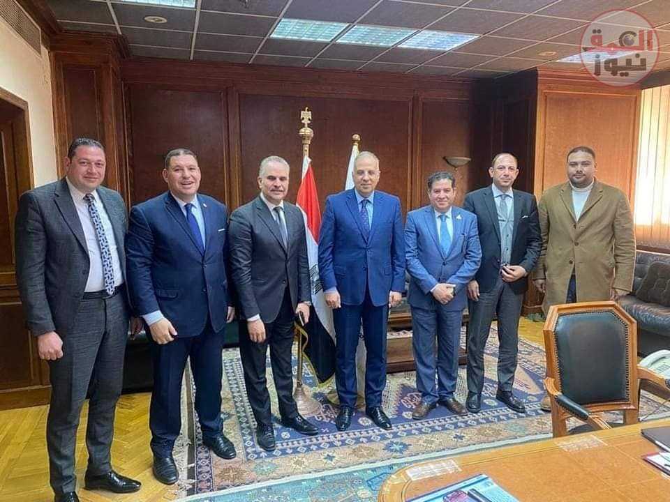 وزير الرى يتدخل لانهاء مشكلة اقدم عاصمة فى التاريخ