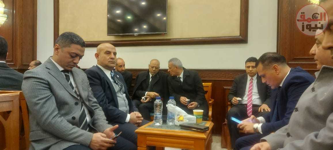 البترول : جبران و السروجى وعسل ونقابيون يقدمون واجب العزاء في وفاة المهندس شريف إسماعيل