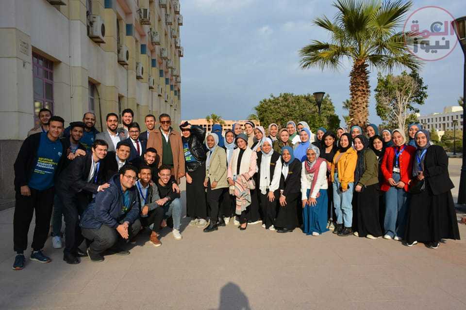 خطوة على الطريق موتمر لاتحاد طلاب كلية صيدلة بجامعة اكتوبر بحضور نخبة من الإعلاميين والنواب والأطباء