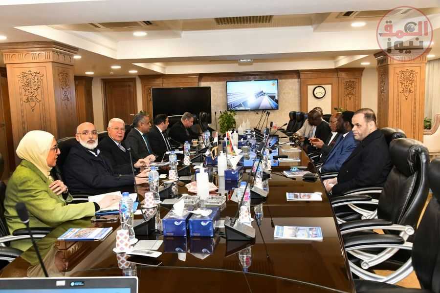 زيارة " رجال الاعمال المصريين الافارقة و وفد دولة جامبيا للمقاولون العرب
