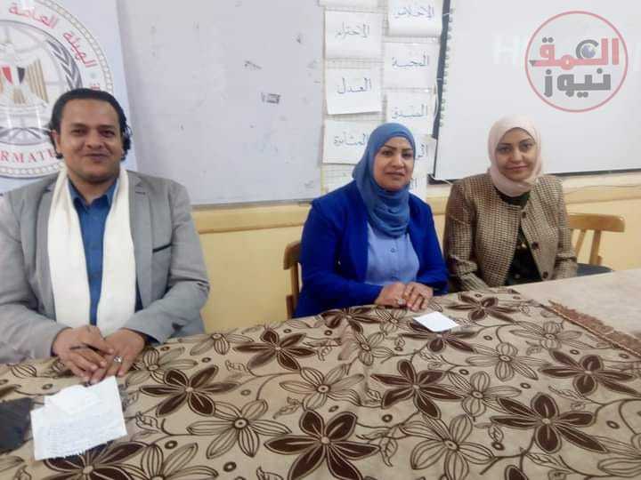 " إعلام الخارجة " يناقش أهمية التغذية السليمة للفتاة