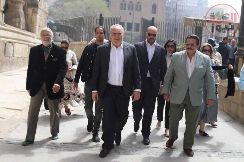 الملك فؤاد الثانى يزور مسجد الرفاعى وقبر والده