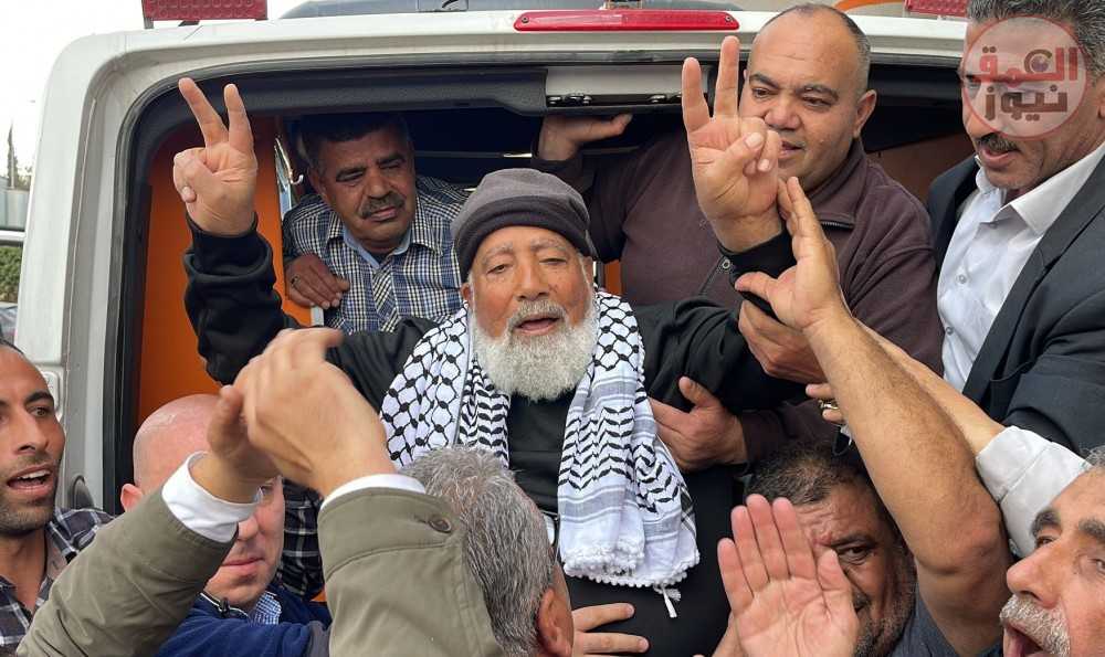 فؤاد الشوبكي فور الإفراج عنه: أسرانا شهداء مع وقف التنفيذ