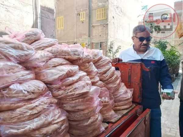 ضبط مخبز بدمنهور لتصرفه في عدد ١٥ شيكارة دقيق مدعم وتجميع ١٥٠ بطاقة تموينية