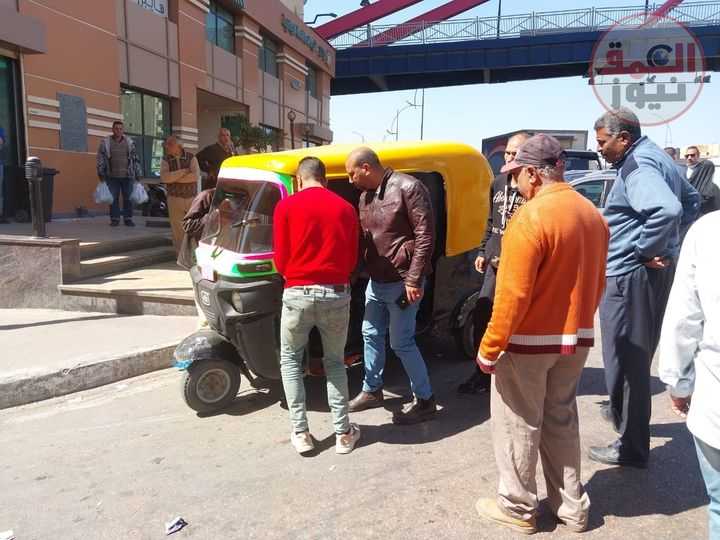 *المهندسه سحر شعبان رئيس حي غرب تشن حمله علي محور المحمودية تسفر عن ازالة كافة الاشغالات والتحفظ على توكتوك*