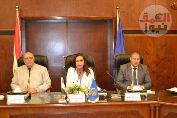 نائب محافظ البحيرة توافق على إقامة ١١ مشروع إستثماري يوفر ٤١٤٩ فرصة عمل لأبناء المحافظة
