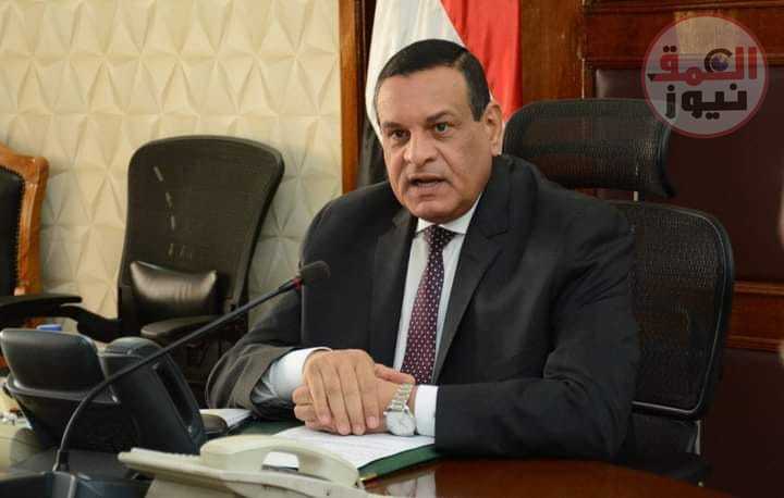 آمنة يتلقى تقريراً عن أعمال الأسبوع الأول لإزالة التعديات علي أملاك وأراضي الدولة
