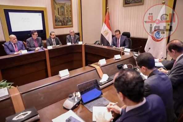 الصحة الانتهاء من الاستراتيجية الوطنية الجديدة للوزارة وفقاً للخرائط الصحية بالمحافظات