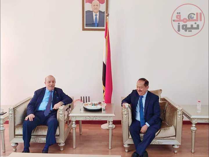السفير الفلسطيني لدي البحرين يهنئ نظيره اليمني بذكرى إعلان الوحدة