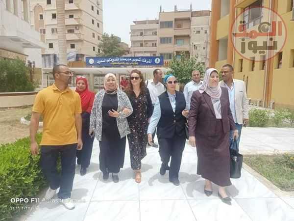 وكيلة تعليم قنا تستقبل منسق مشروع دعم وتطوير اللغة الفرنسية بمدارس الوزارة