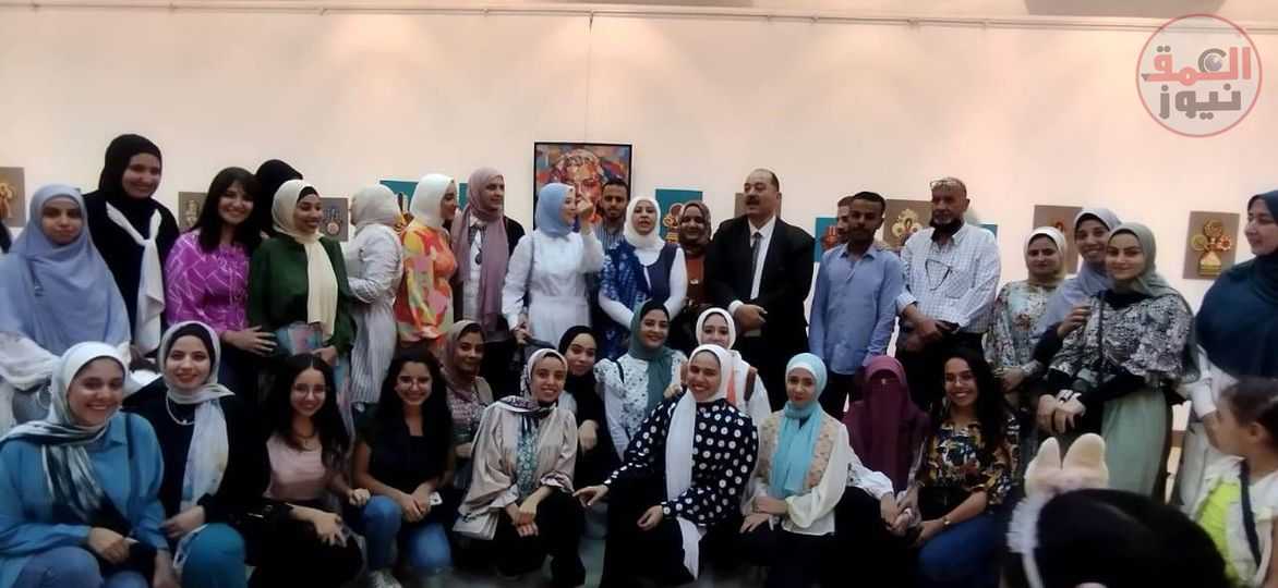 معرض جولة إبداعية يطوف في حنايا الفن بقصر ثقافة أسيوط