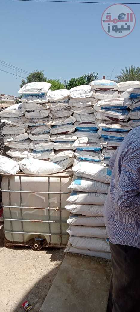 ضبط 3550 كجم أسمدة زراعية بأبو المطامير غيرمصرح بتداولها بالاسواق