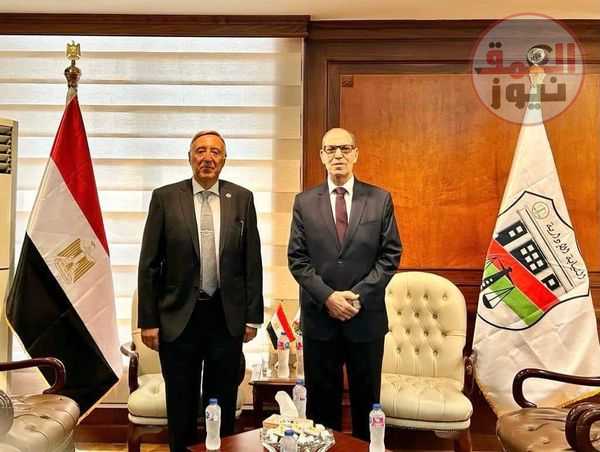 رئيس هيئة النيابة الإدارية : يستقبل رئيس المحكمة الدستورية العليا والوفد المرافق له