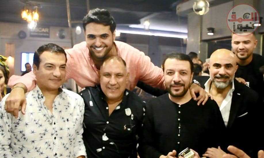 بالصور عيد ميلاد الفنان أحمد الحصري بحضور مصطفى كامل واإيهاب توفيق وبعض من نجوم الفن