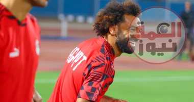استقبال حافل لمحمد صلاح فى ليبيريا والجماهير تتغنى باسمه..