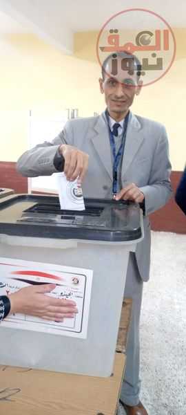 الناخبون يتوافدون علي اللجان الانتخابية للمشاركة في الانتخابات الرئاسية