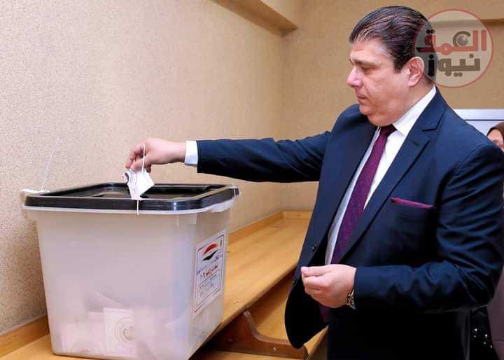 رئيس الوطنية للإعلام يدلي بصوته في الانتخابات الرئاسية المصرية