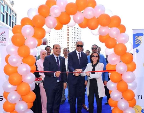 محافظ البحيرة تفتنح معرض "دكان الفرحة" ضمن مبادرة صندوق تحيا مصر بجامعة دمنهور