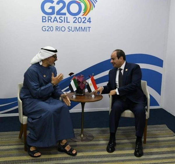 السيد الرئيس يلتقى ولى عهد أبوظبى على هامش قمة العشرين