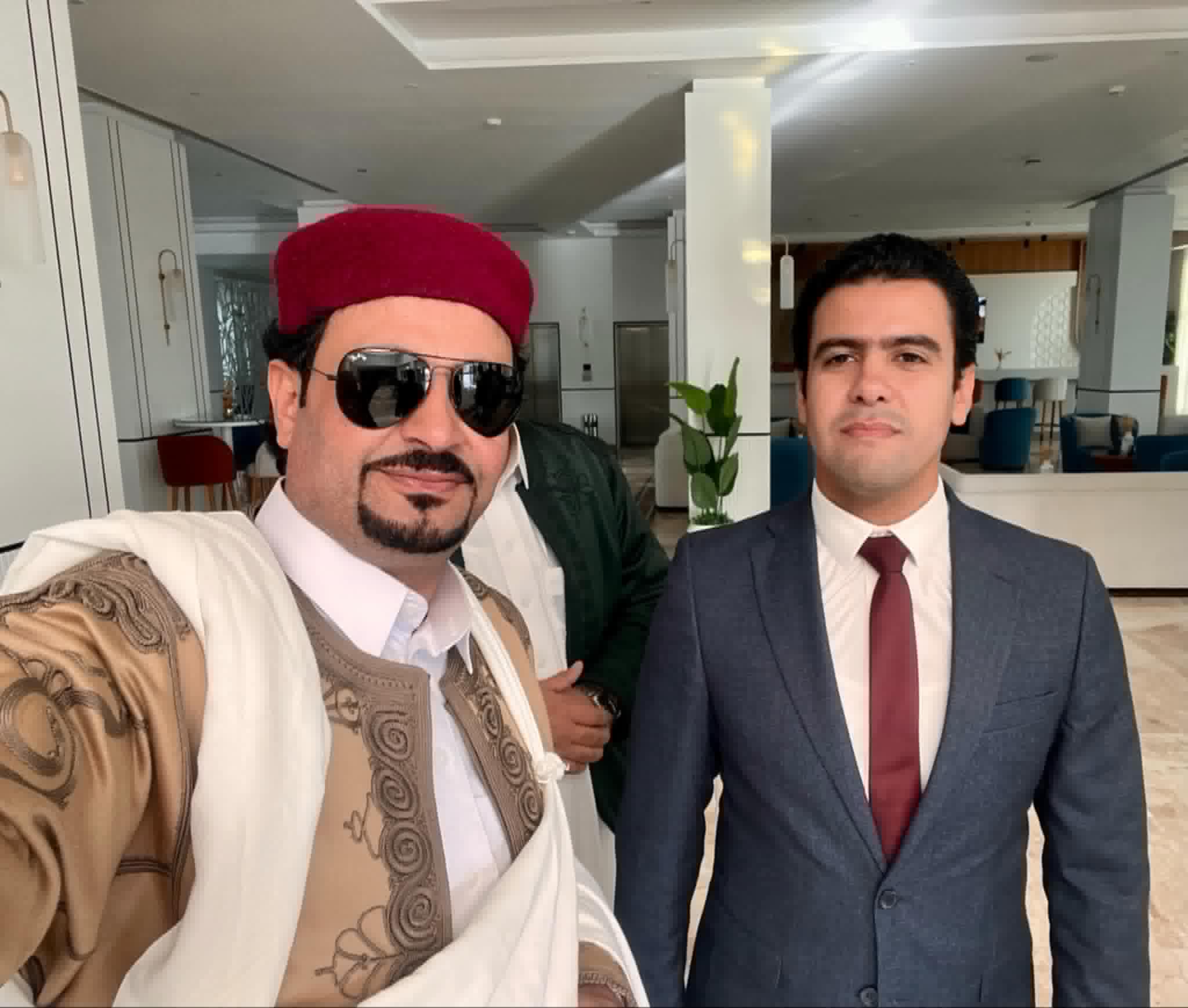 وسط التفاف وطني مع قيادات وشخصيات وطنيه