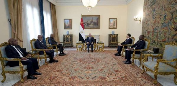 الرئيس السيسى يستقبل المستشار الخاص مستشار الأمن الداخلي للرئيس الكونغولي