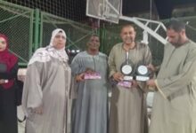 القلوب الرحيمه تضع بسمه علي وجوه الأمهات كوم أمبو اسوان